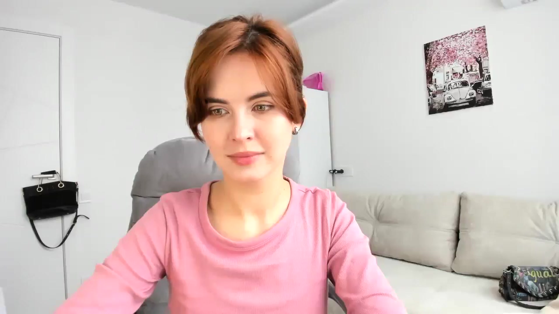 AhahaGirl video thumbnail