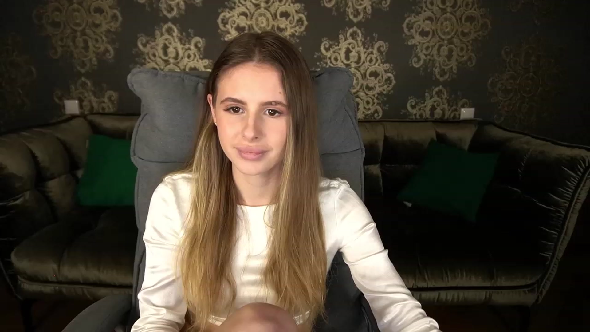 MissGadriela video thumbnail