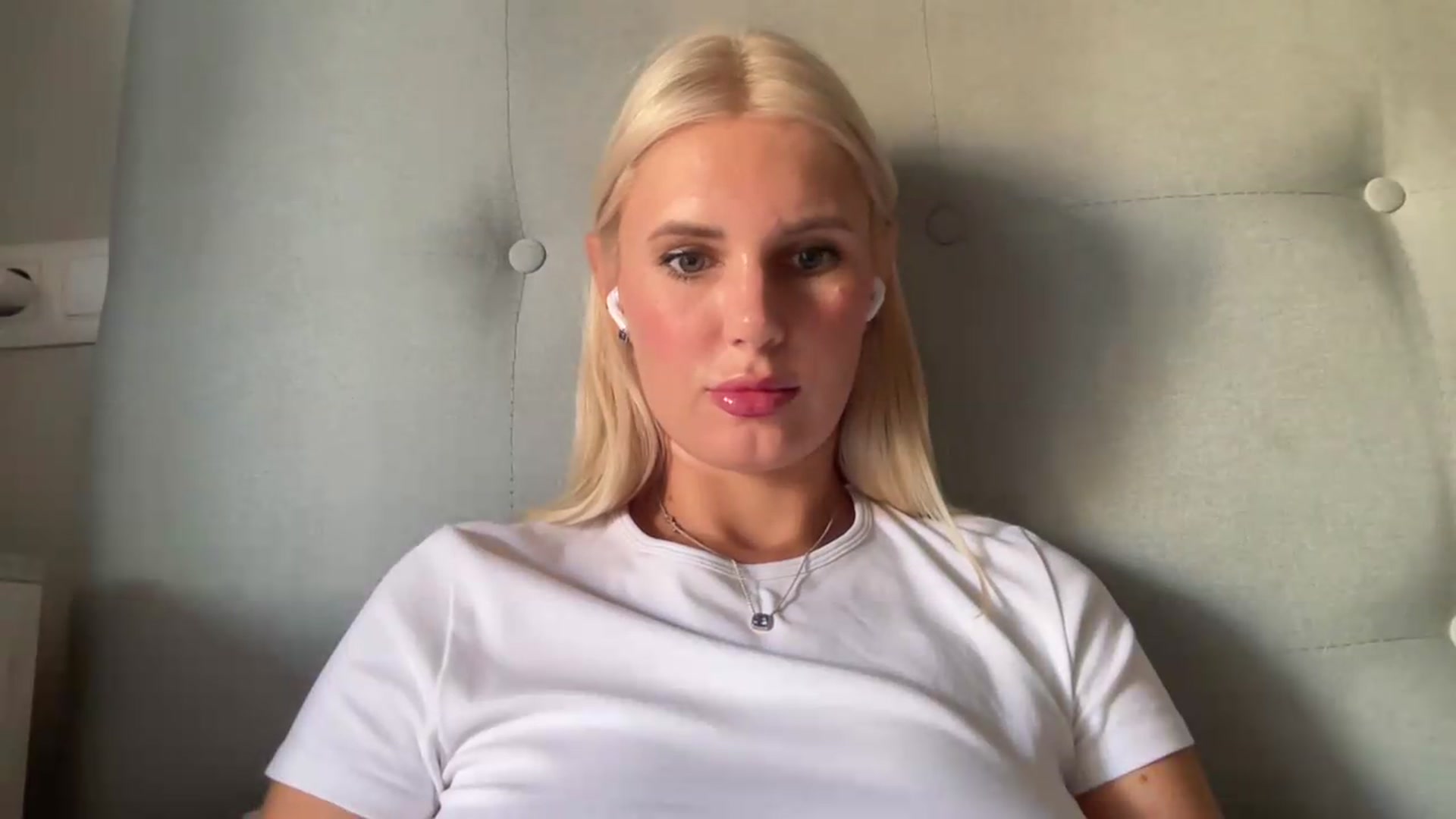 AuroraKingg video thumbnail