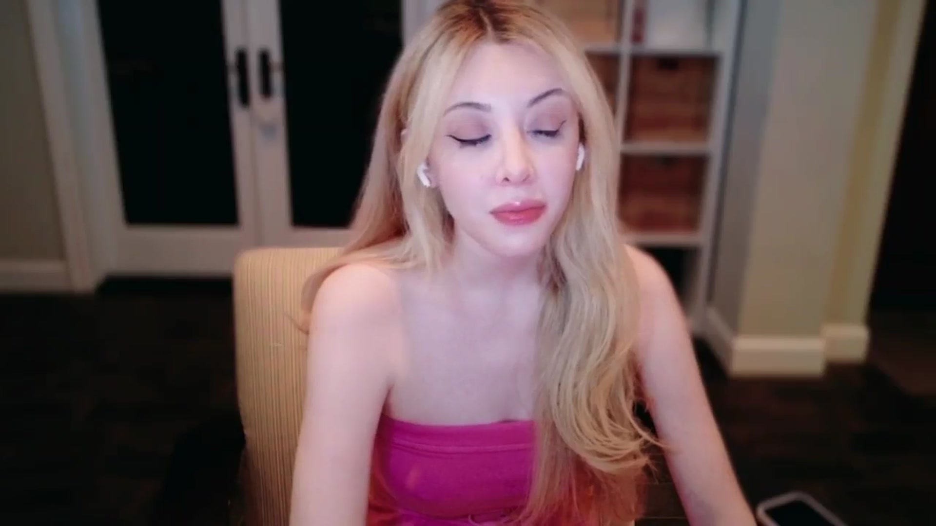 Sapphire_Swan video thumbnail