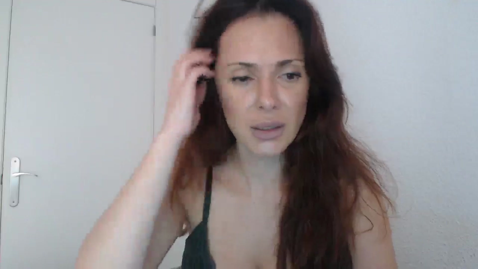 ItsLizi video thumbnail