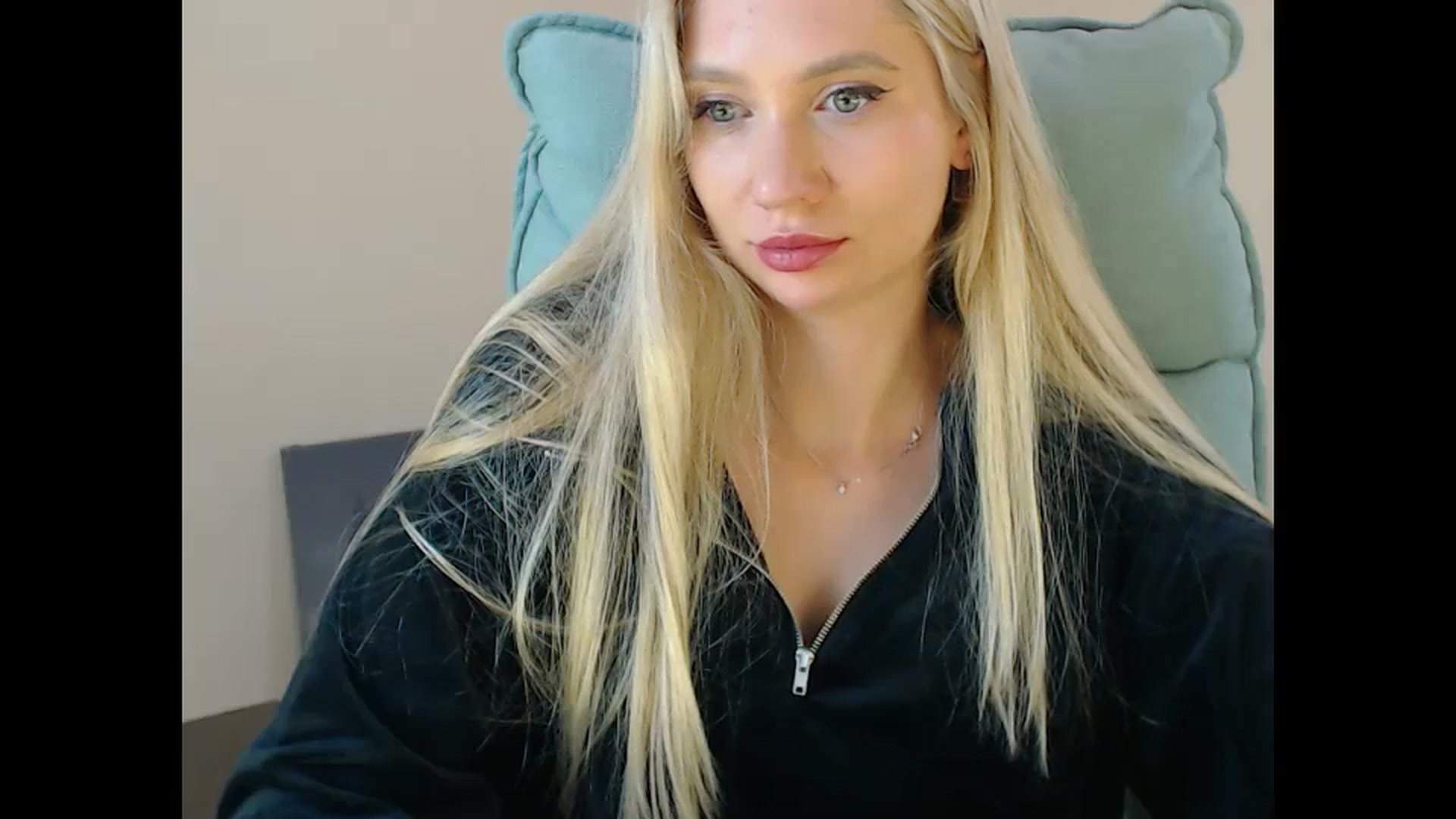 Miss_Sylvia video thumbnail