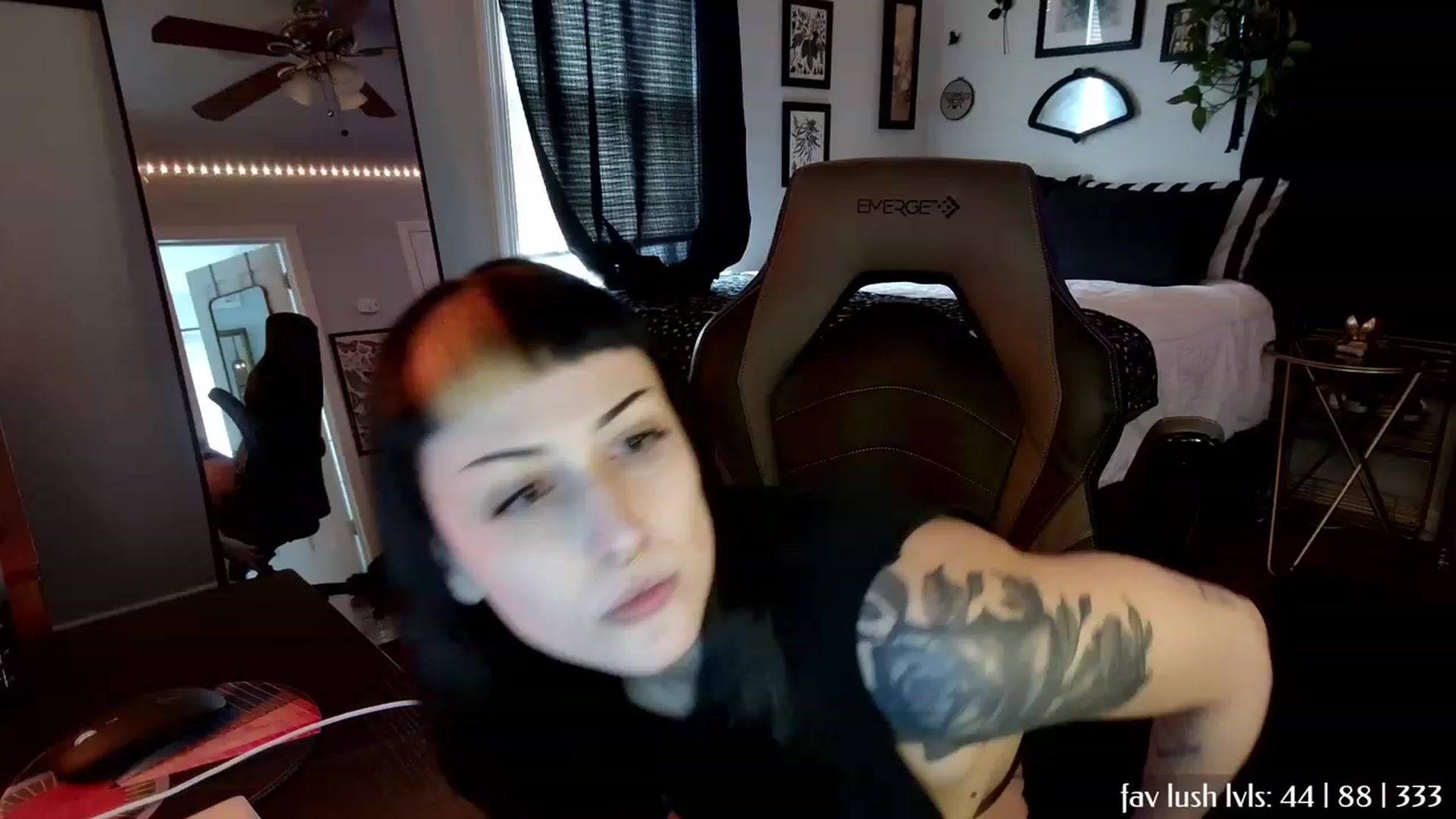 ivorynyx video thumbnail