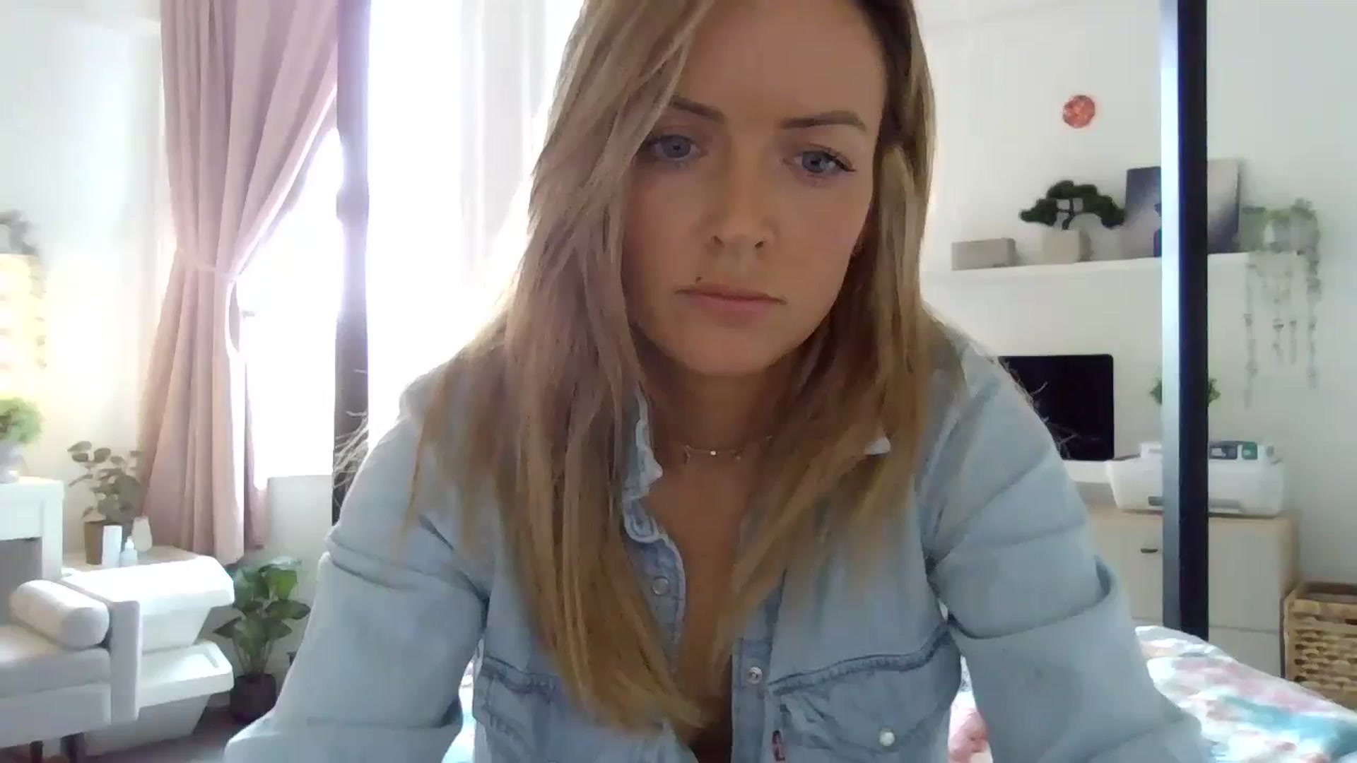 Courtney video thumbnail