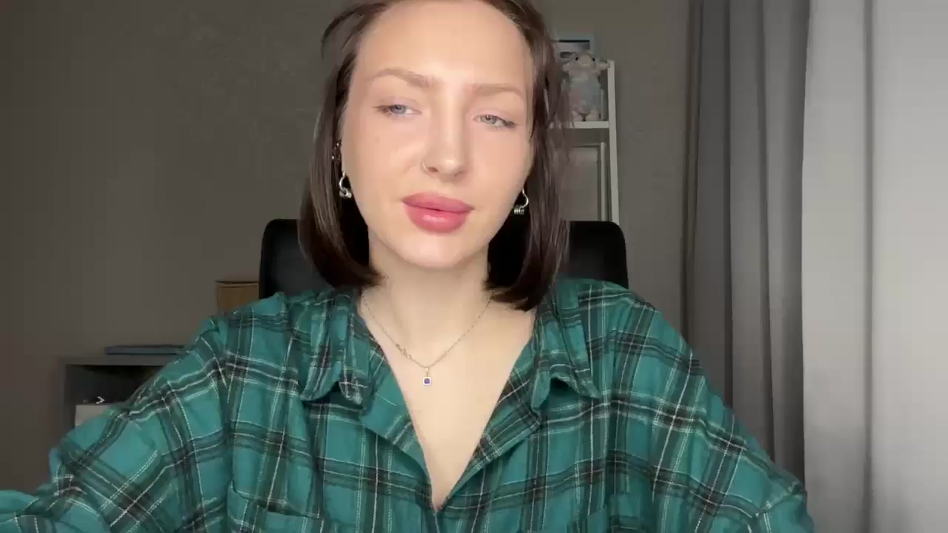Di_Pearl video thumbnail