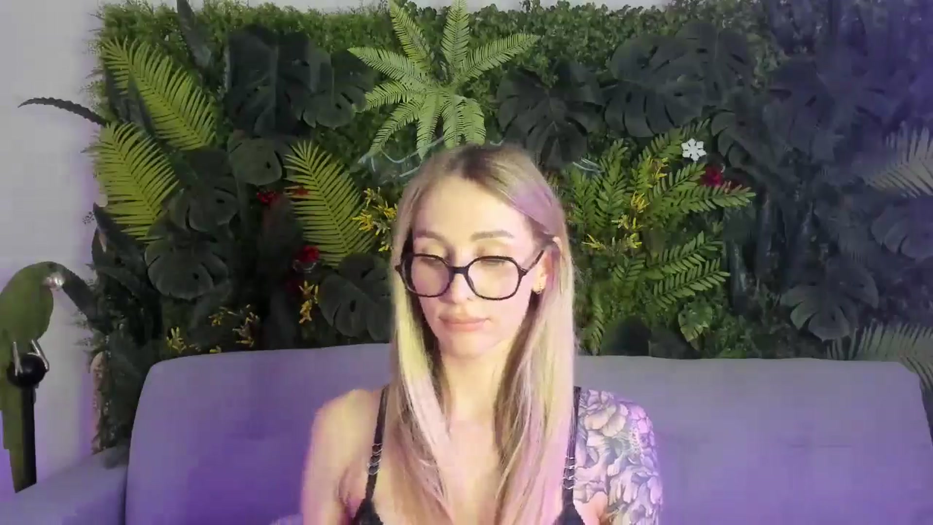 Horny_Blond video thumbnail