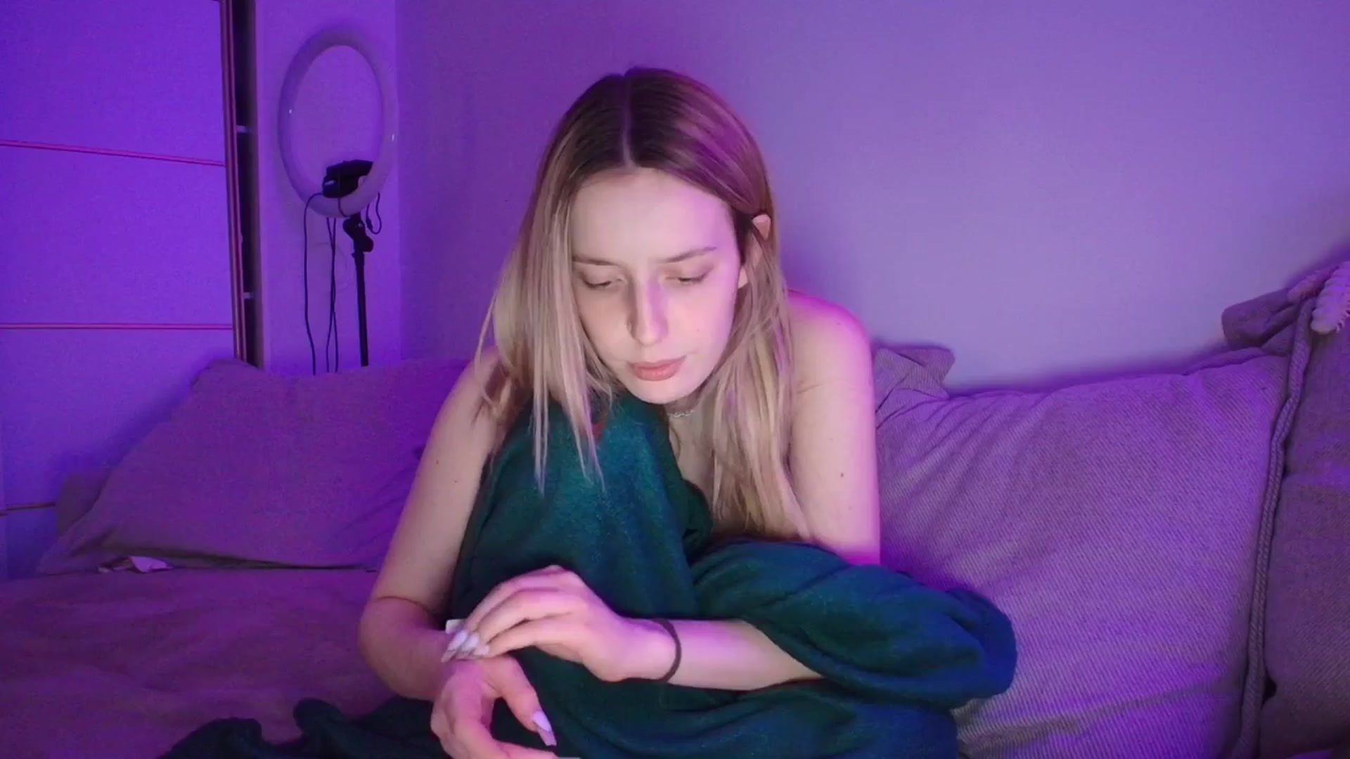 Elenaxkiss video thumbnail