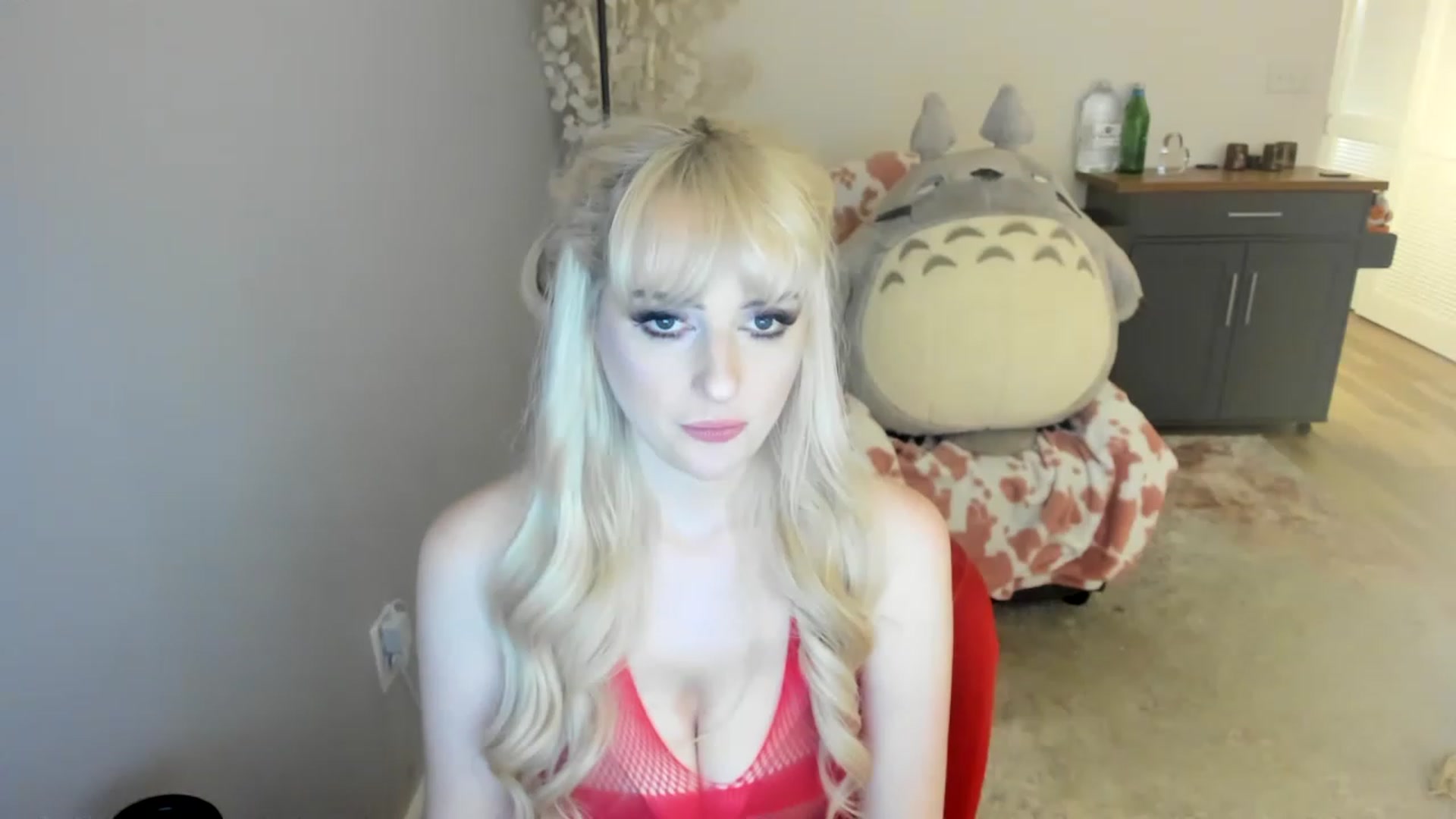 MilkCuckDomme video thumbnail