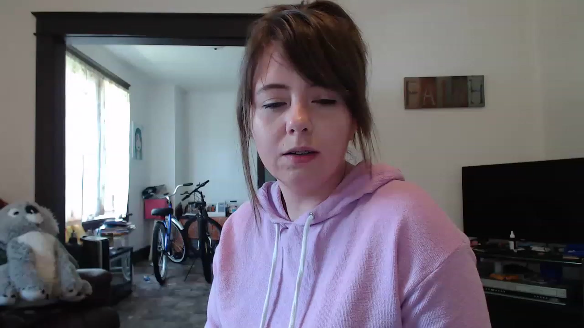 brattybritt video thumbnail