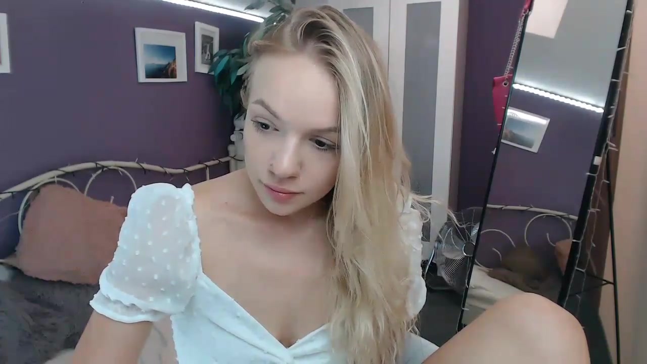 JoanQueen video thumbnail