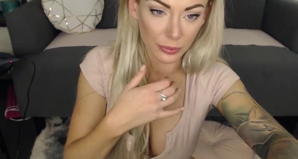 IsabelleD video thumbnail