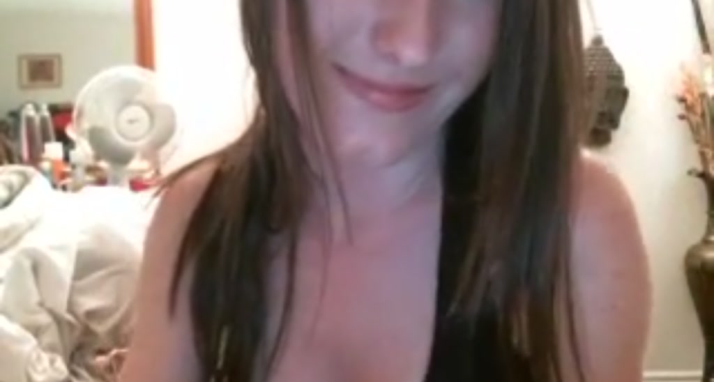 SquirtNGurl video thumbnail