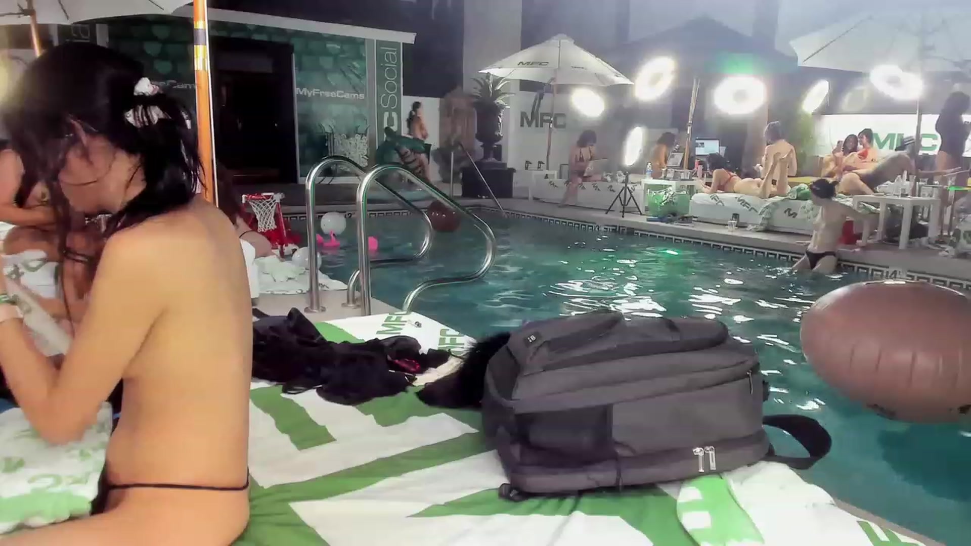 Isabelle_Babe video thumbnail