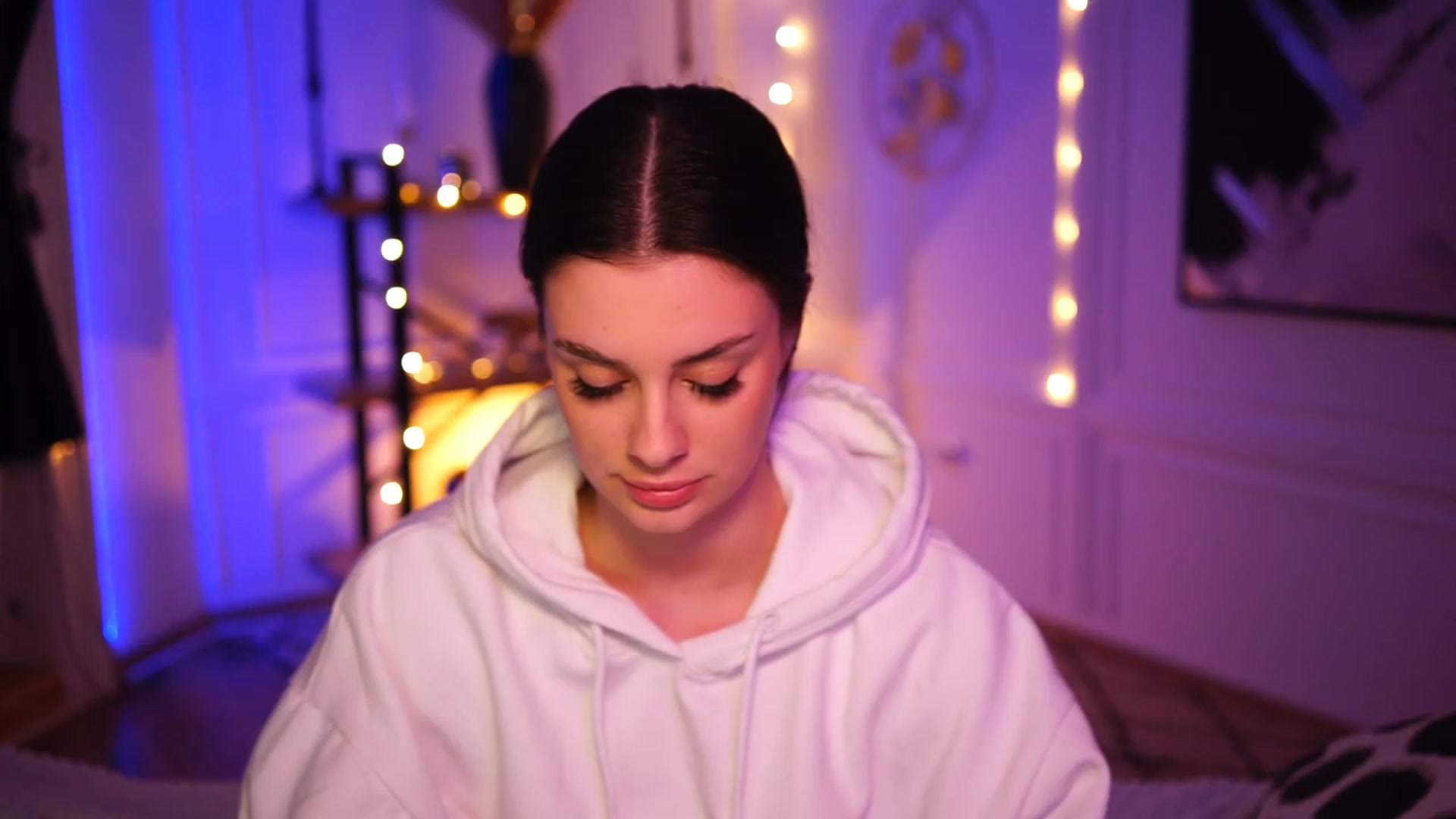 lucynutty video thumbnail