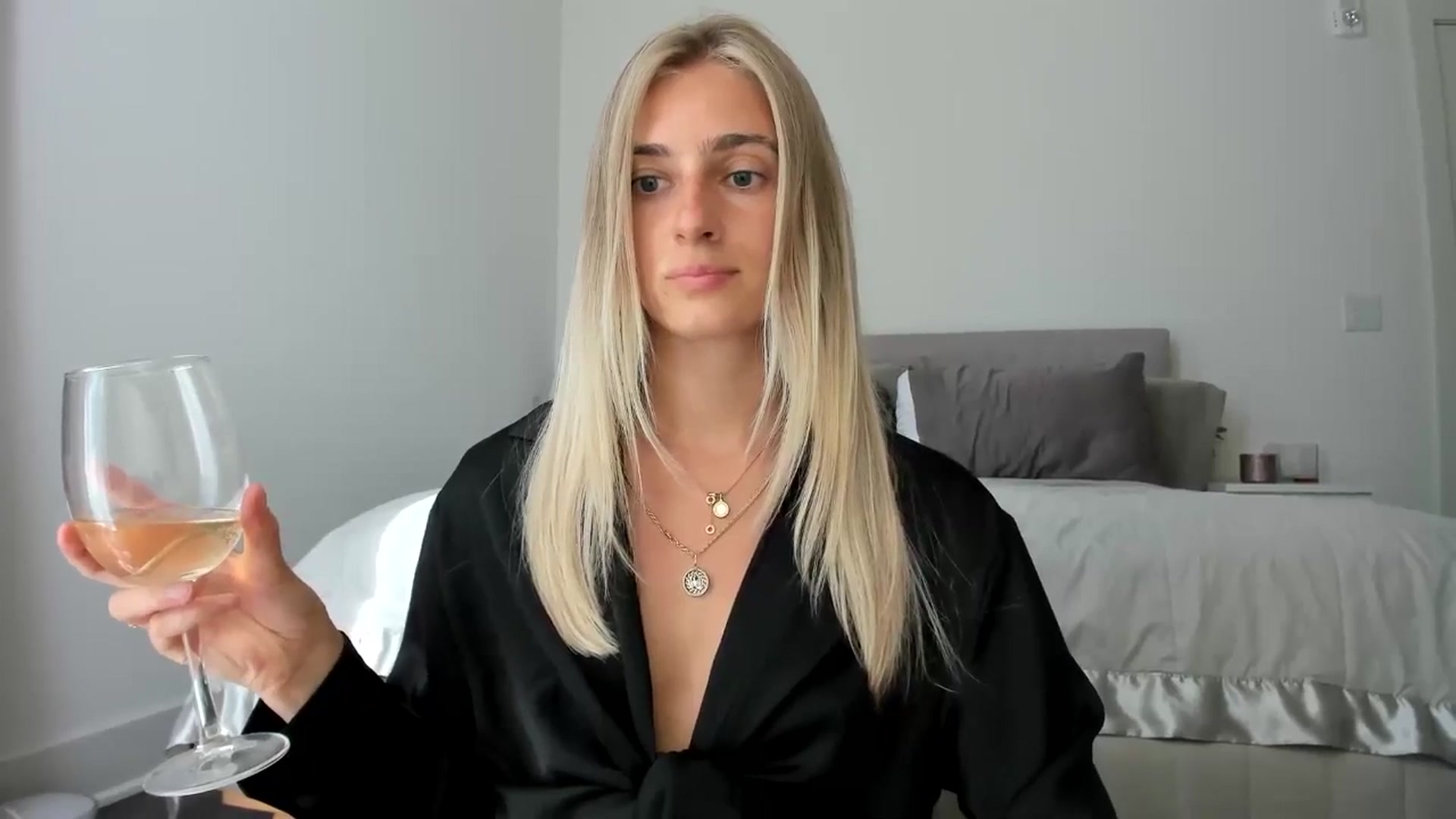 Vodka_Queen video thumbnail