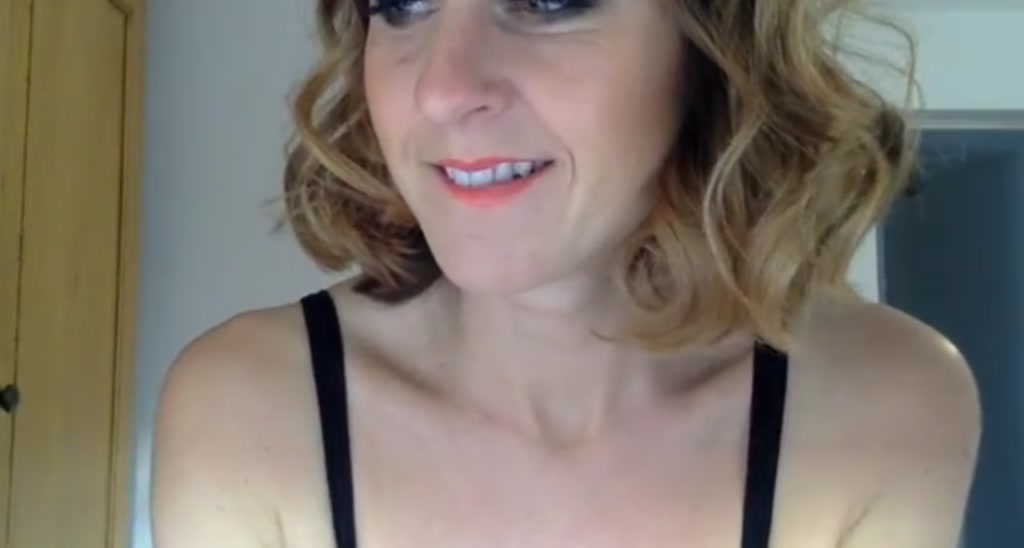 MsLaraToff video thumbnail
