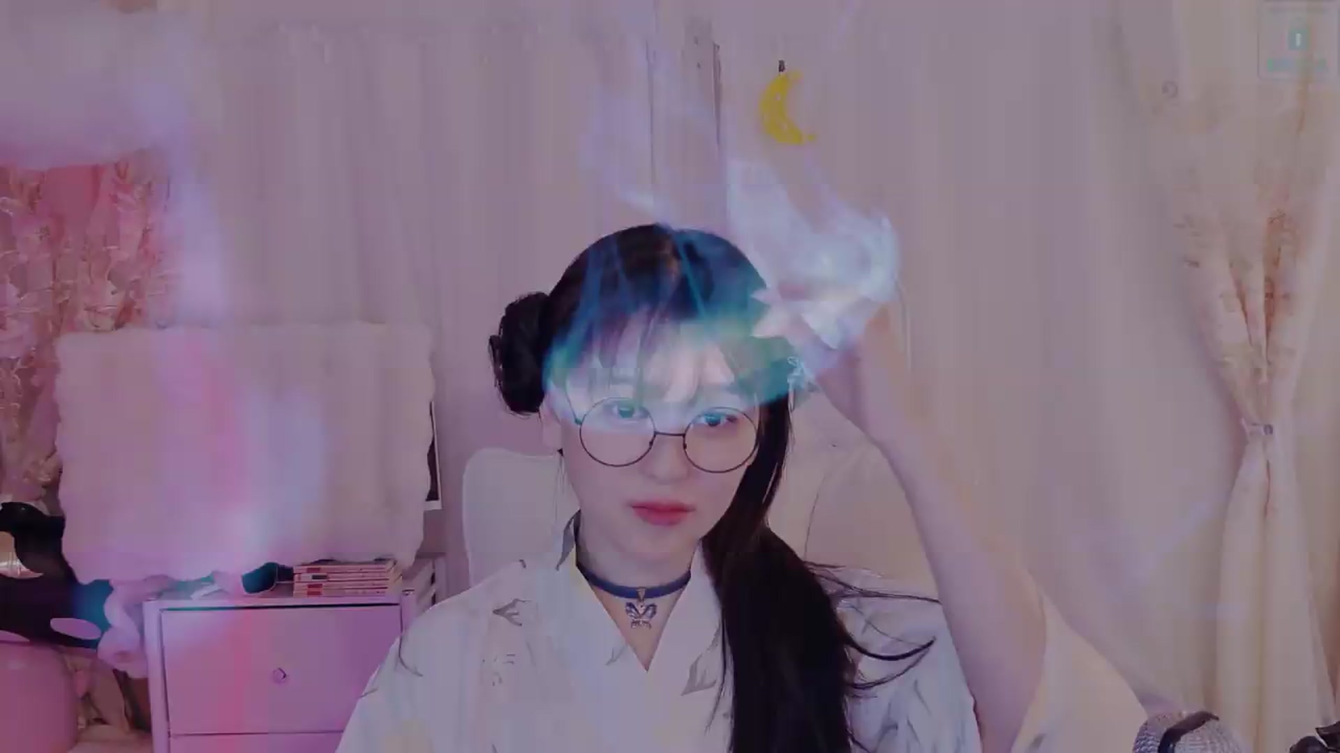 meowtheworld video thumbnail