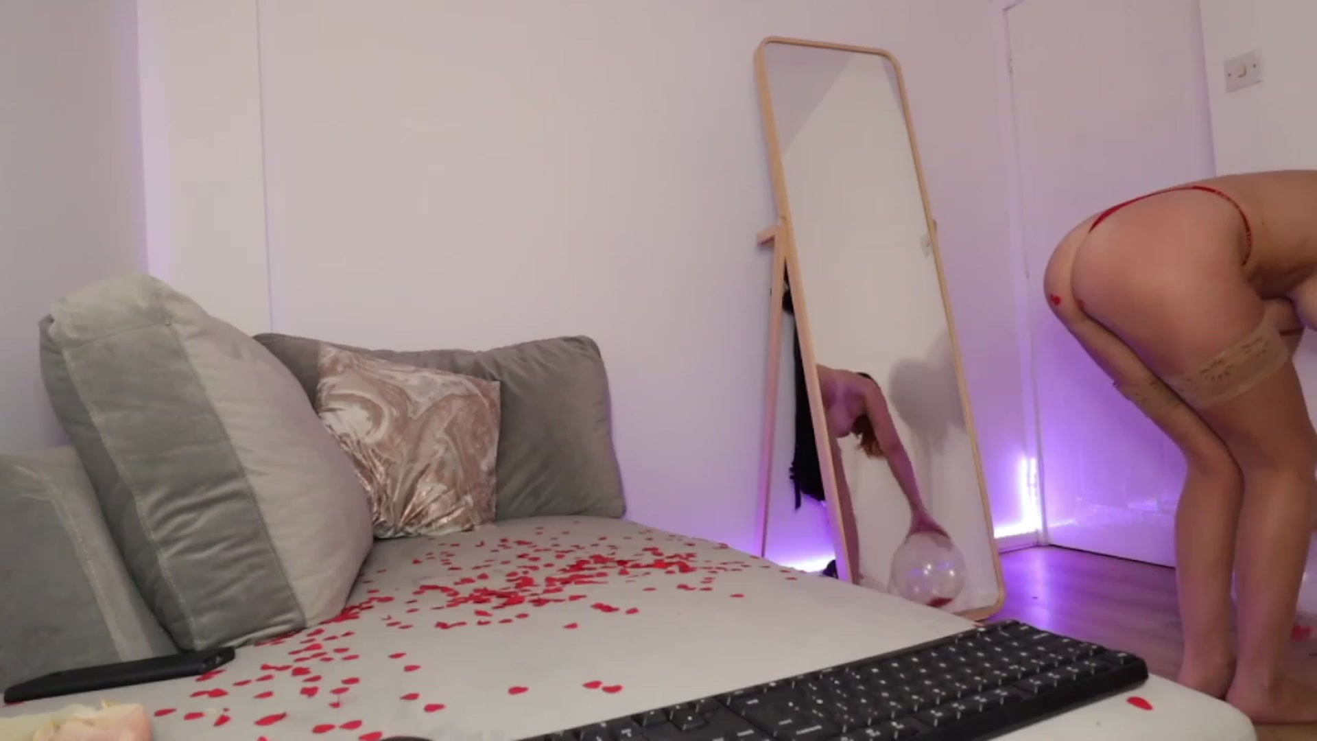 Lolathorne video thumbnail