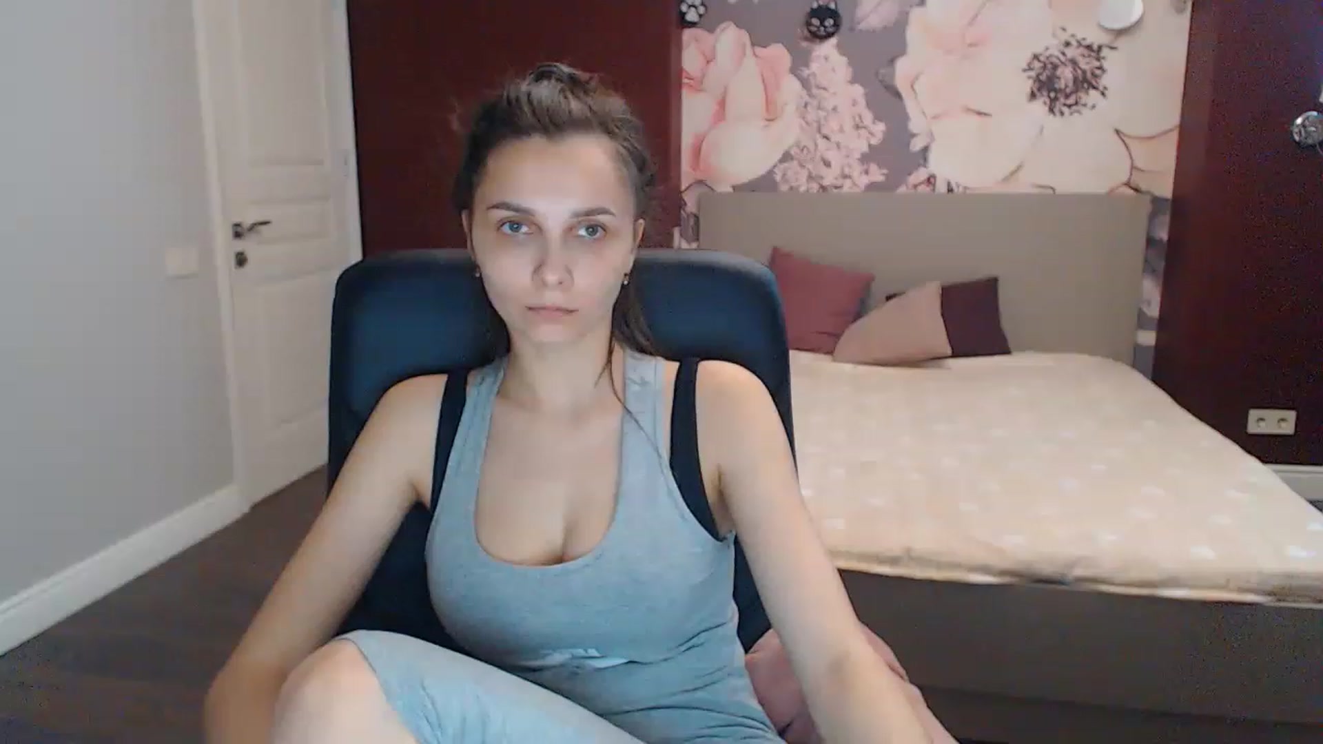 Karina_Mils video thumbnail