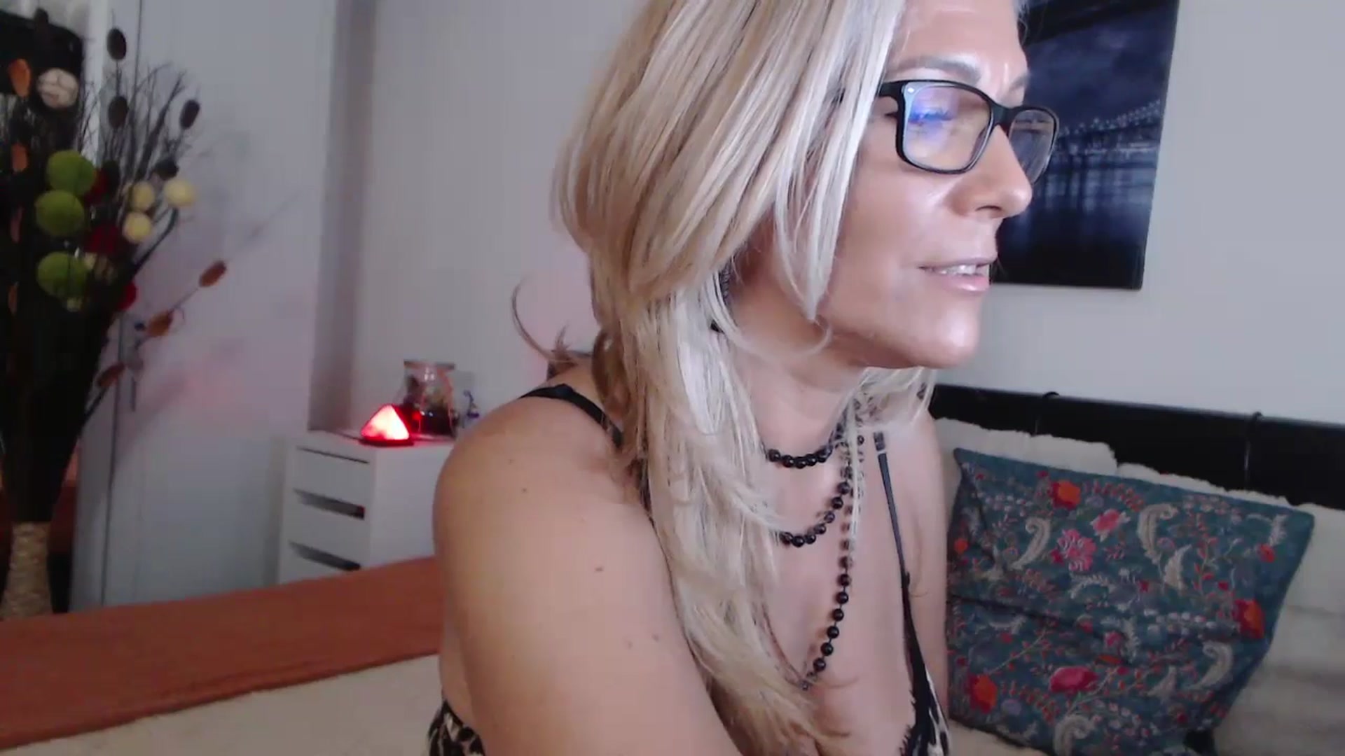 Reeya71 video thumbnail