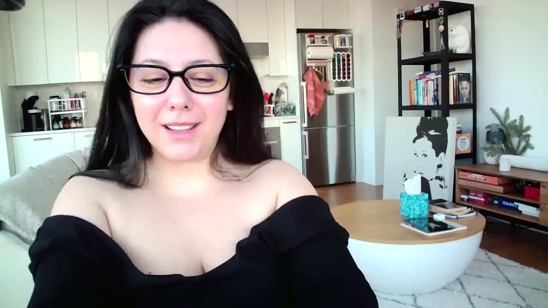 SILKYWOMAN video thumbnail