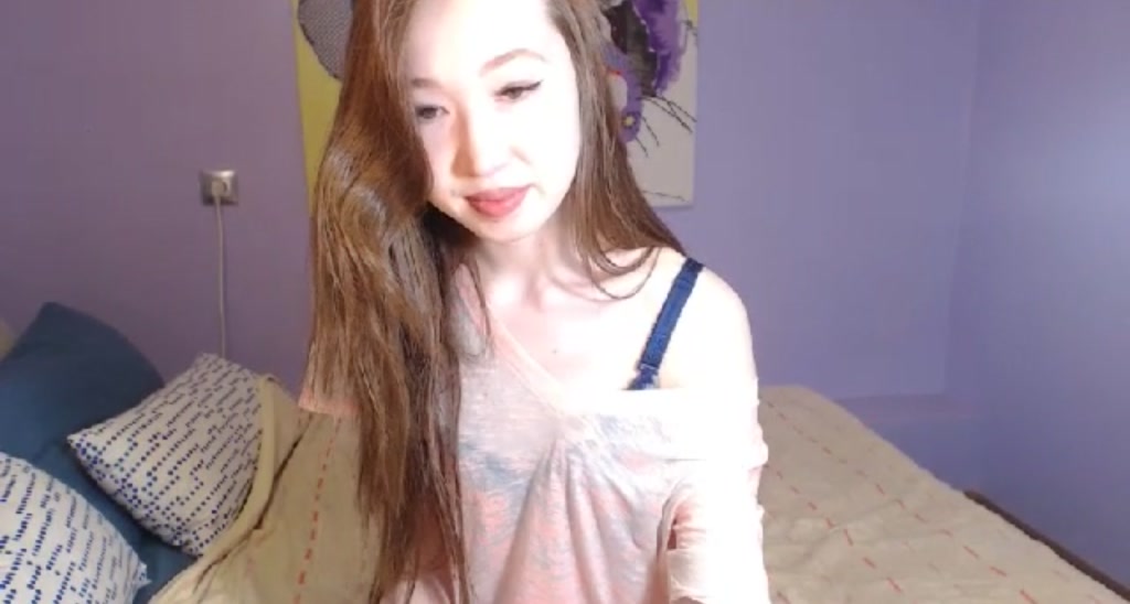 HoneySue video thumbnail