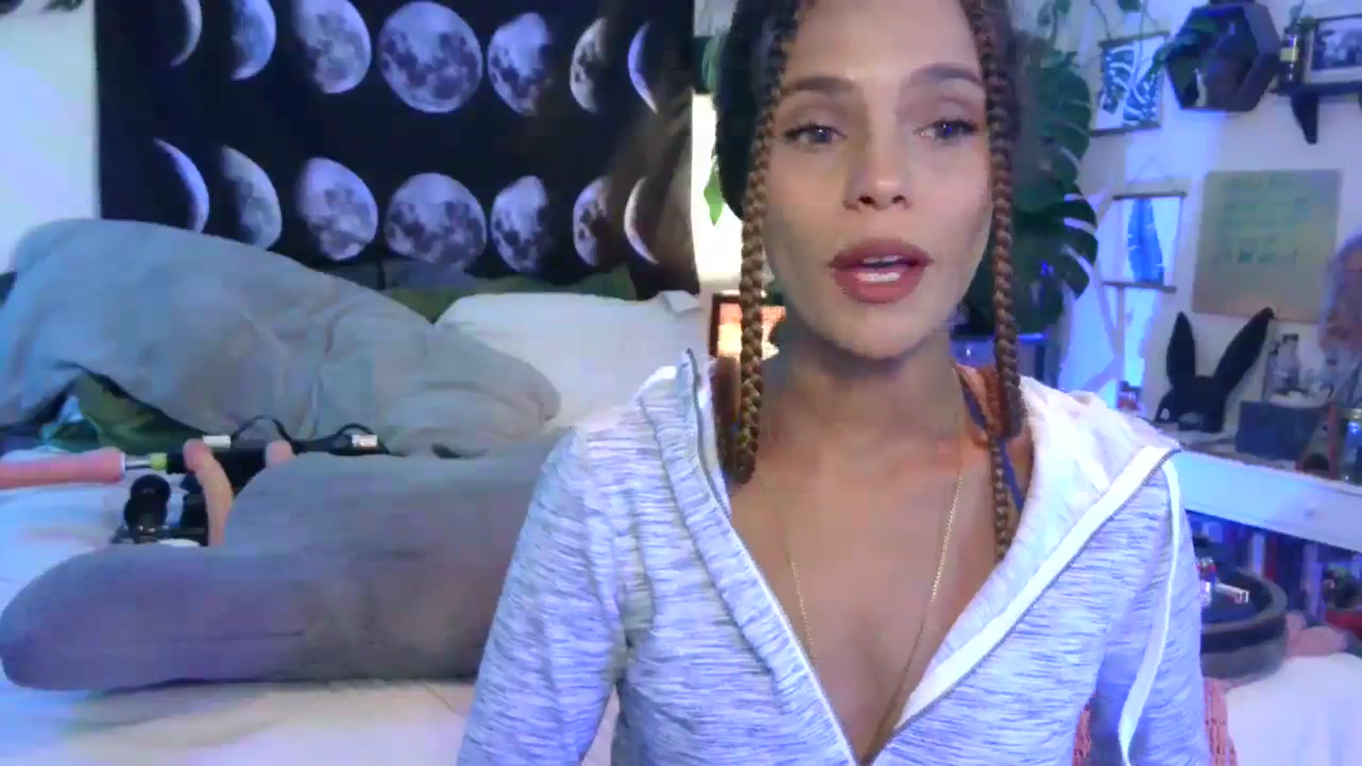 LunarLexxx video thumbnail