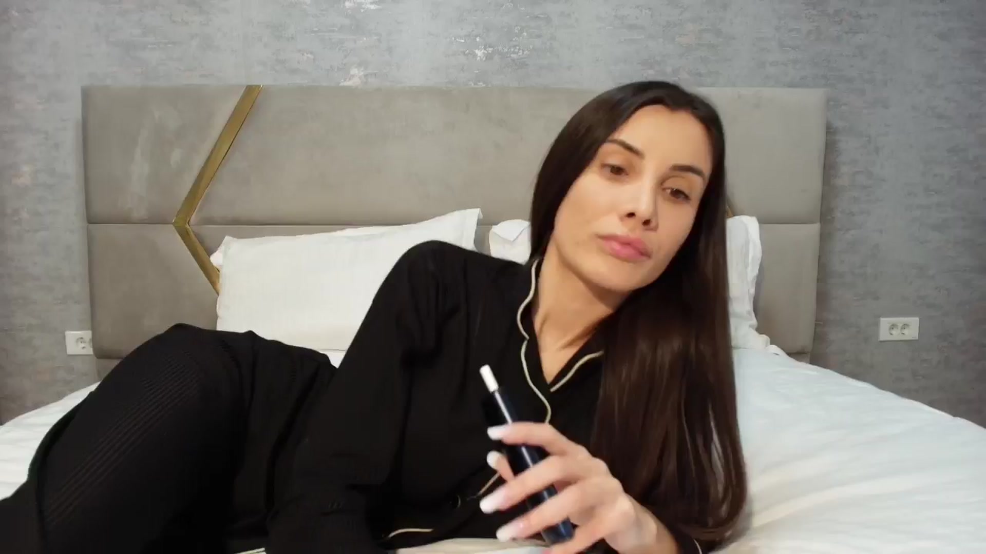Anne_Marieee video thumbnail