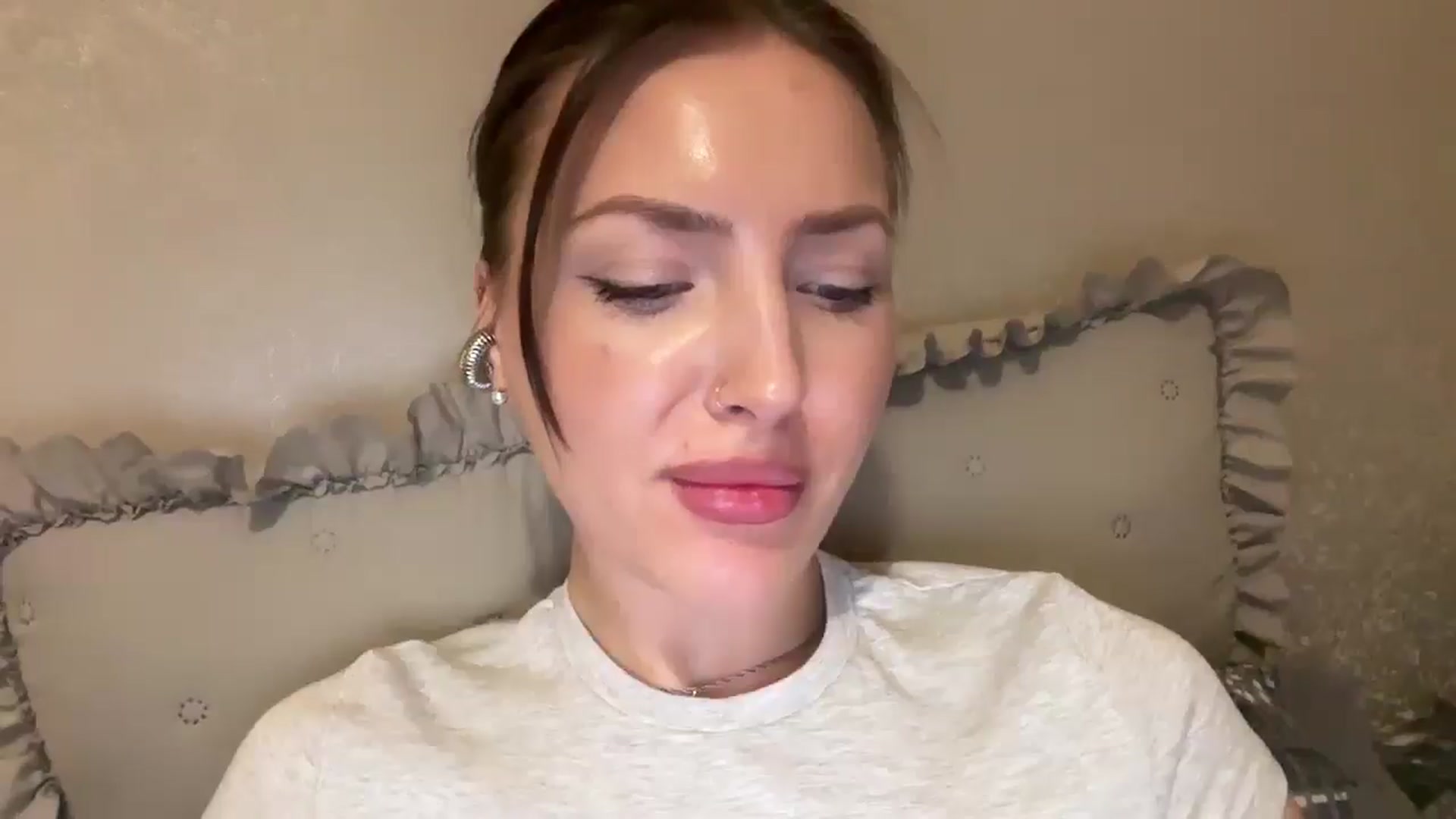 Di_Pearl video thumbnail