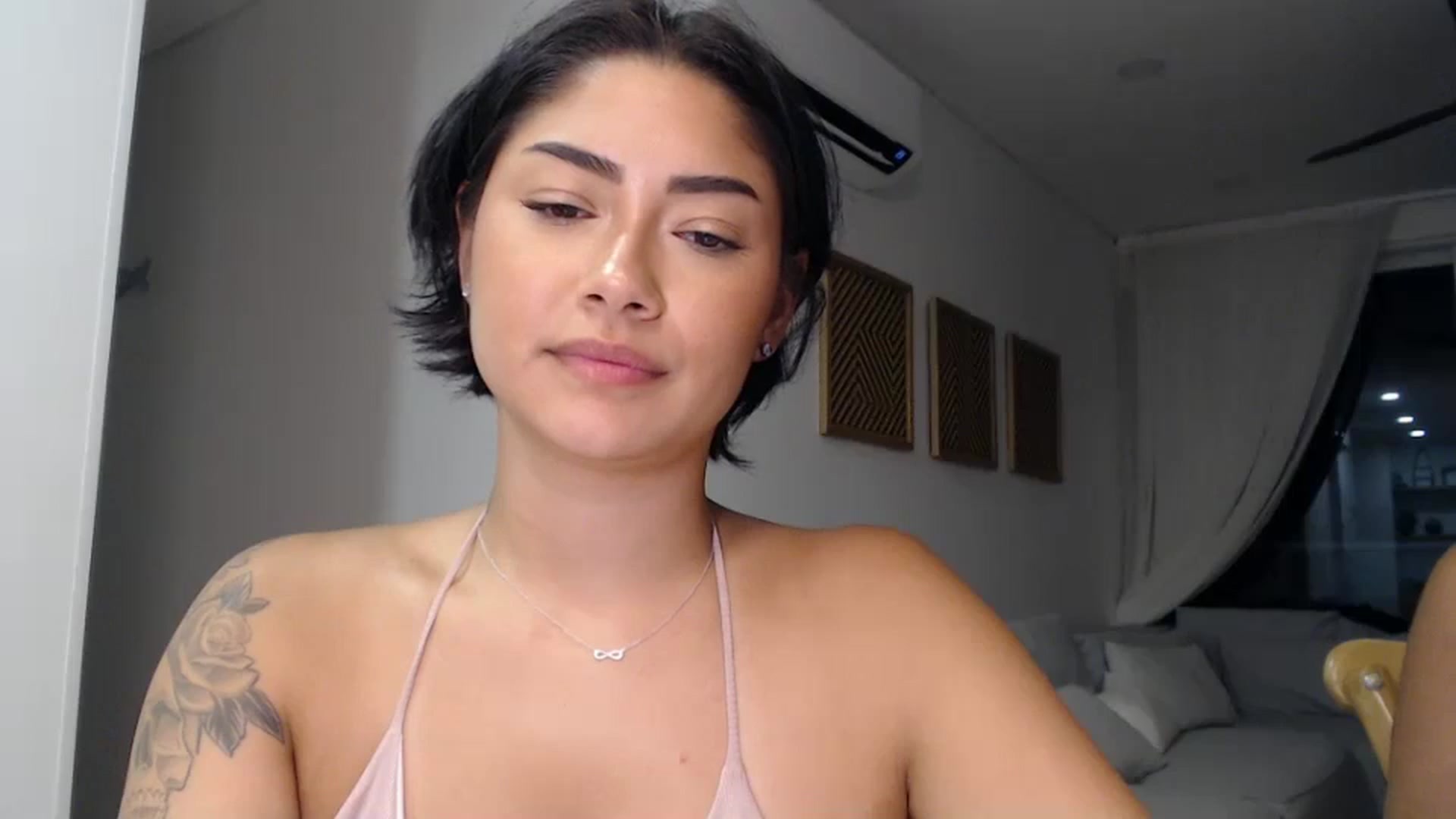 YourGoddessLu video thumbnail