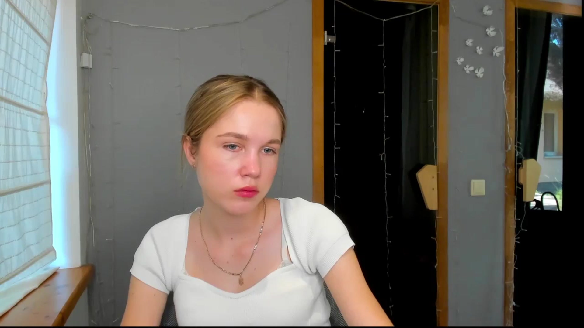 Kate_Lewiss video thumbnail