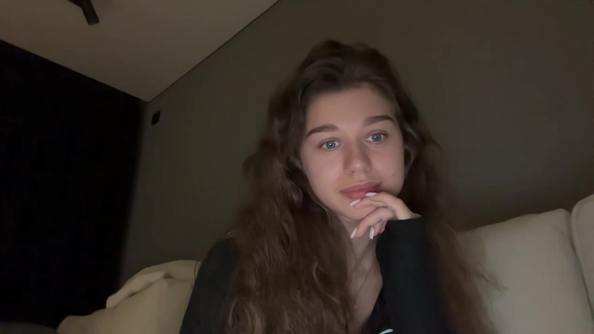 JewelReigns video thumbnail