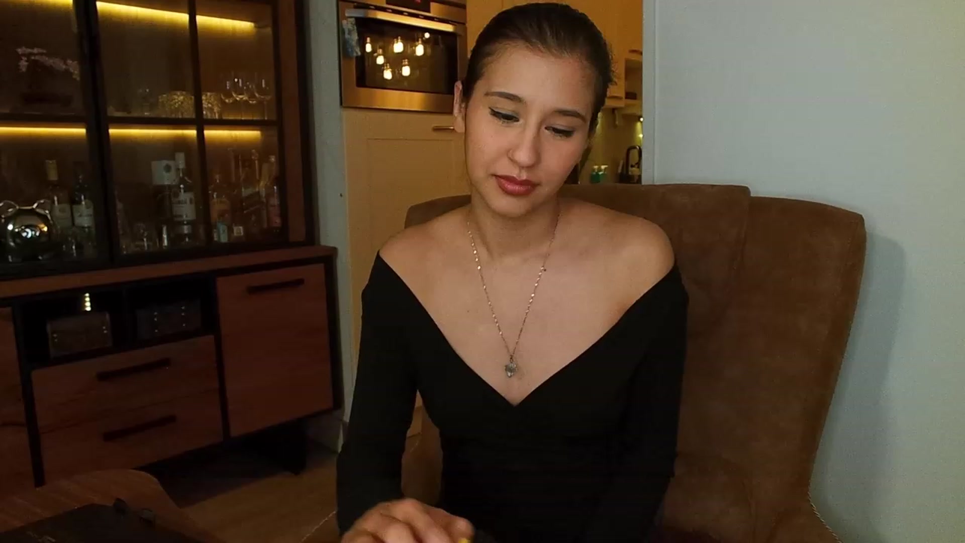 MissFine video thumbnail