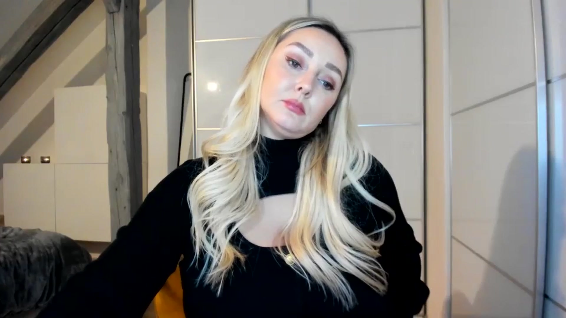 Mi_Ha video thumbnail