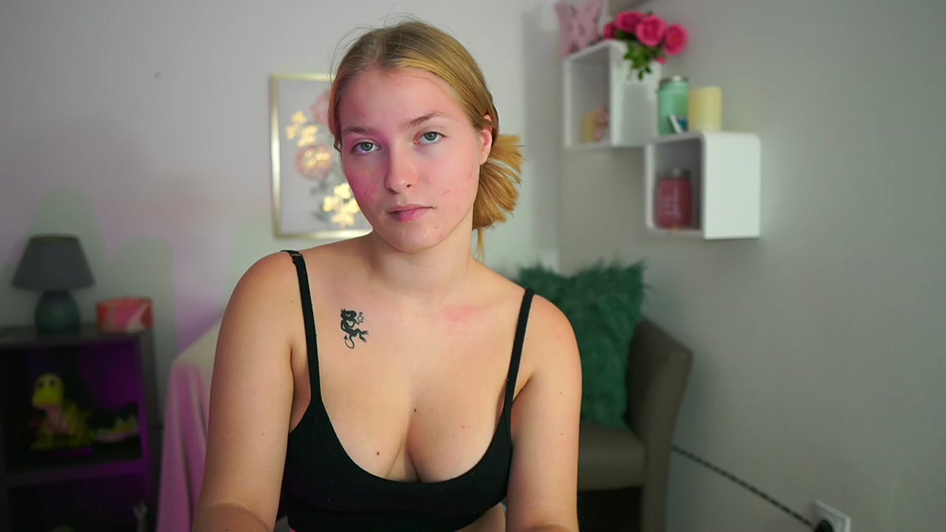 Mia_Melano_ video thumbnail