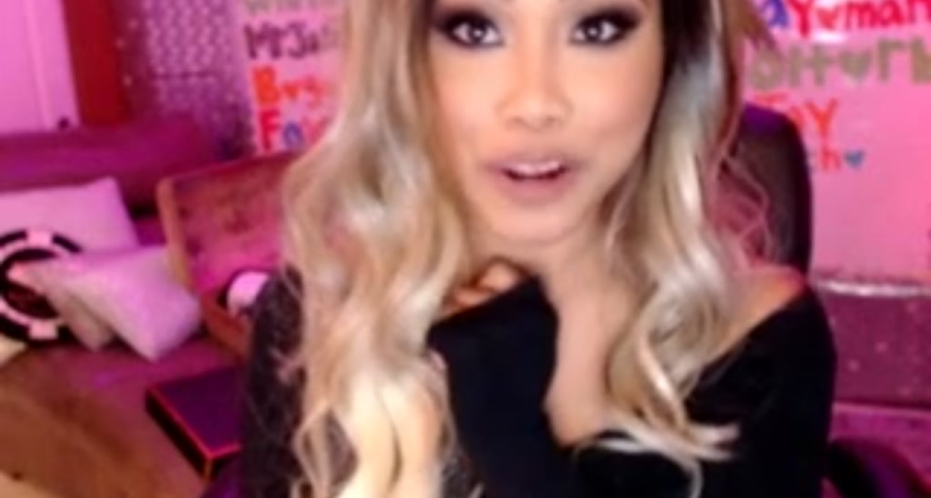 V_XMAS video thumbnail