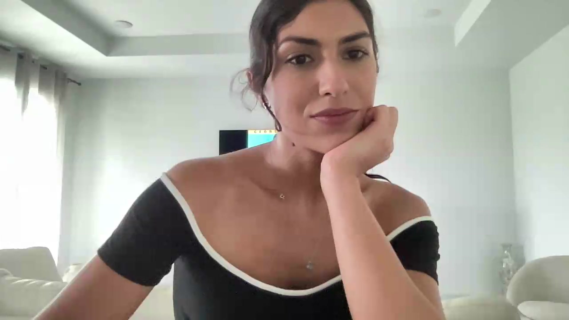 MissArmenia video thumbnail
