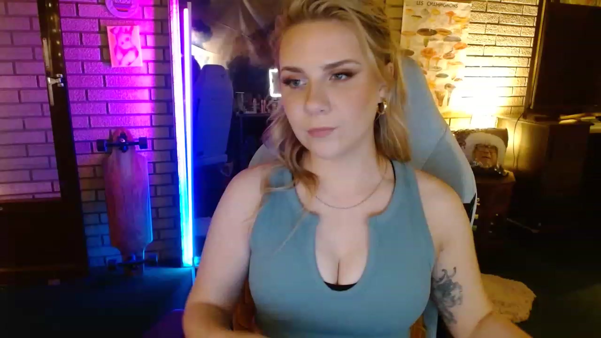Sweetestlilly video thumbnail