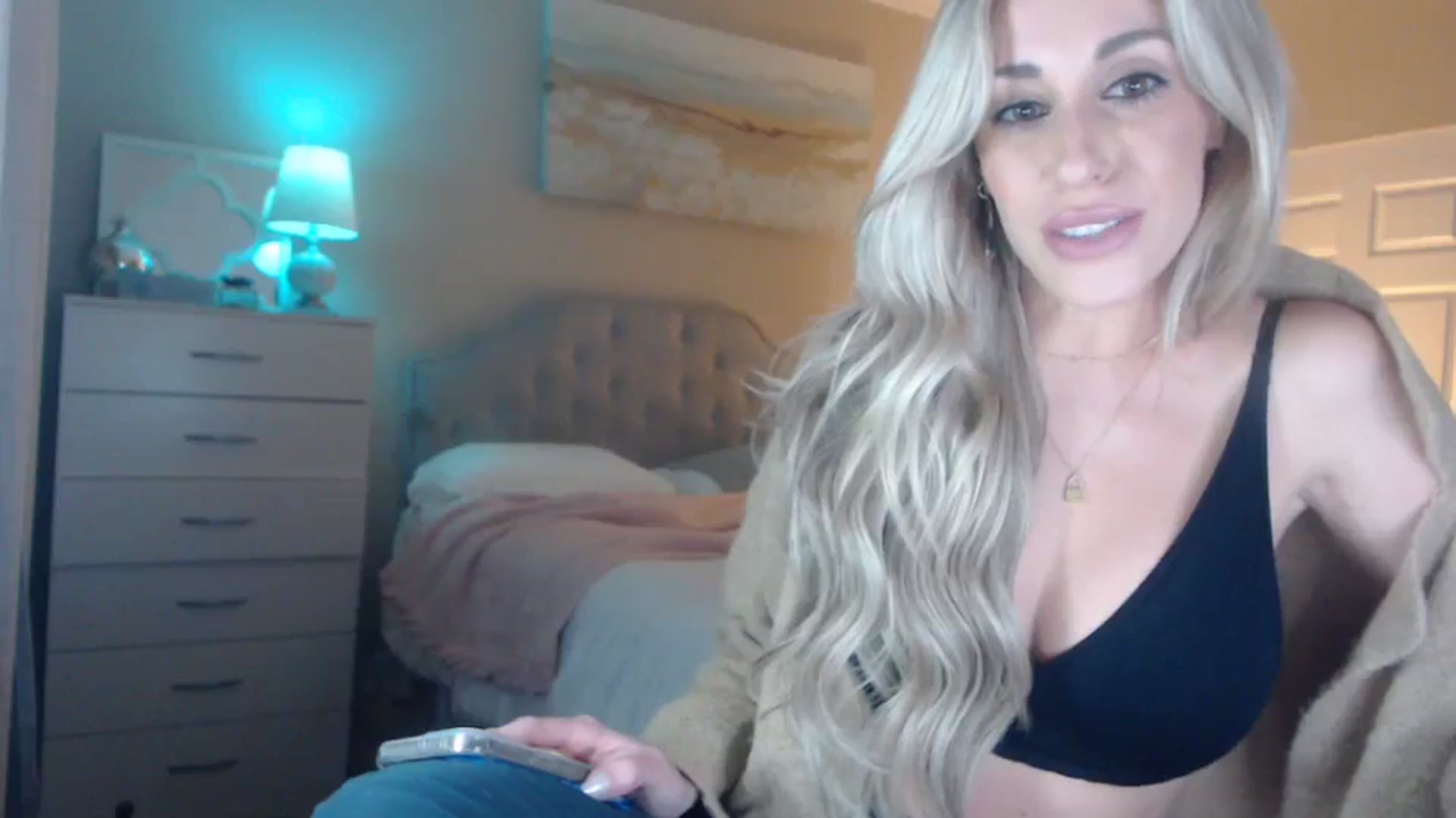 Queen_bambii video thumbnail