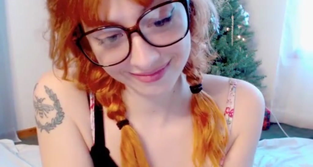 AliceKarina video thumbnail