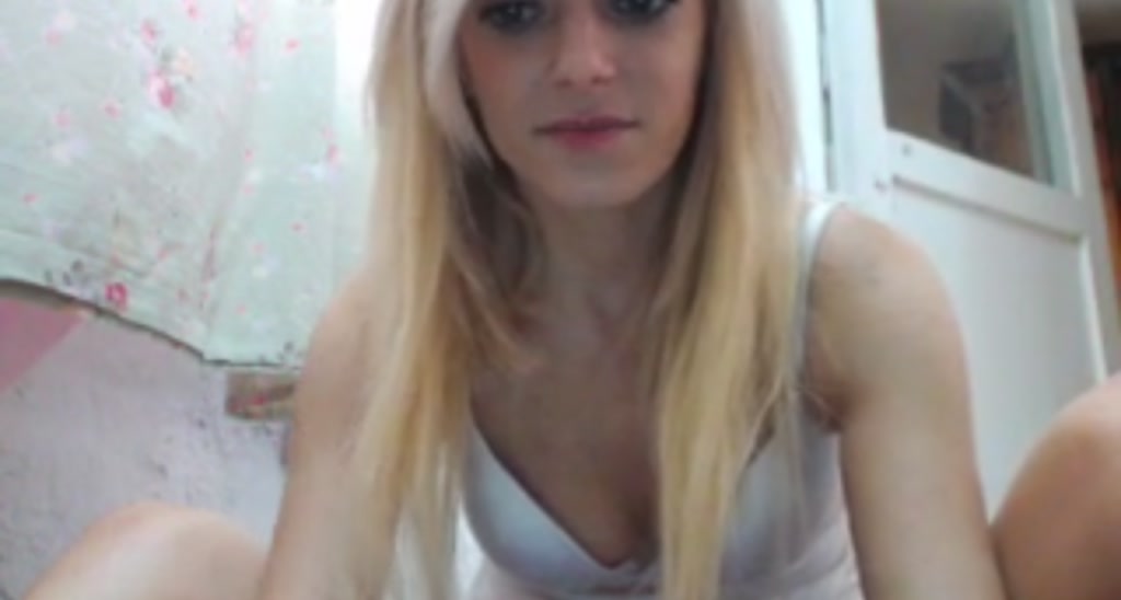 AwesomeBlonde video thumbnail