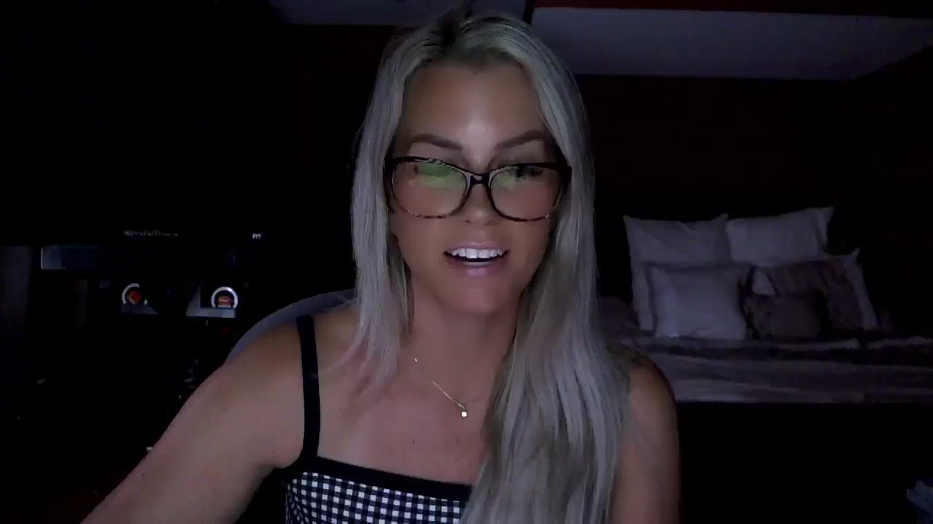 Cora9 video thumbnail