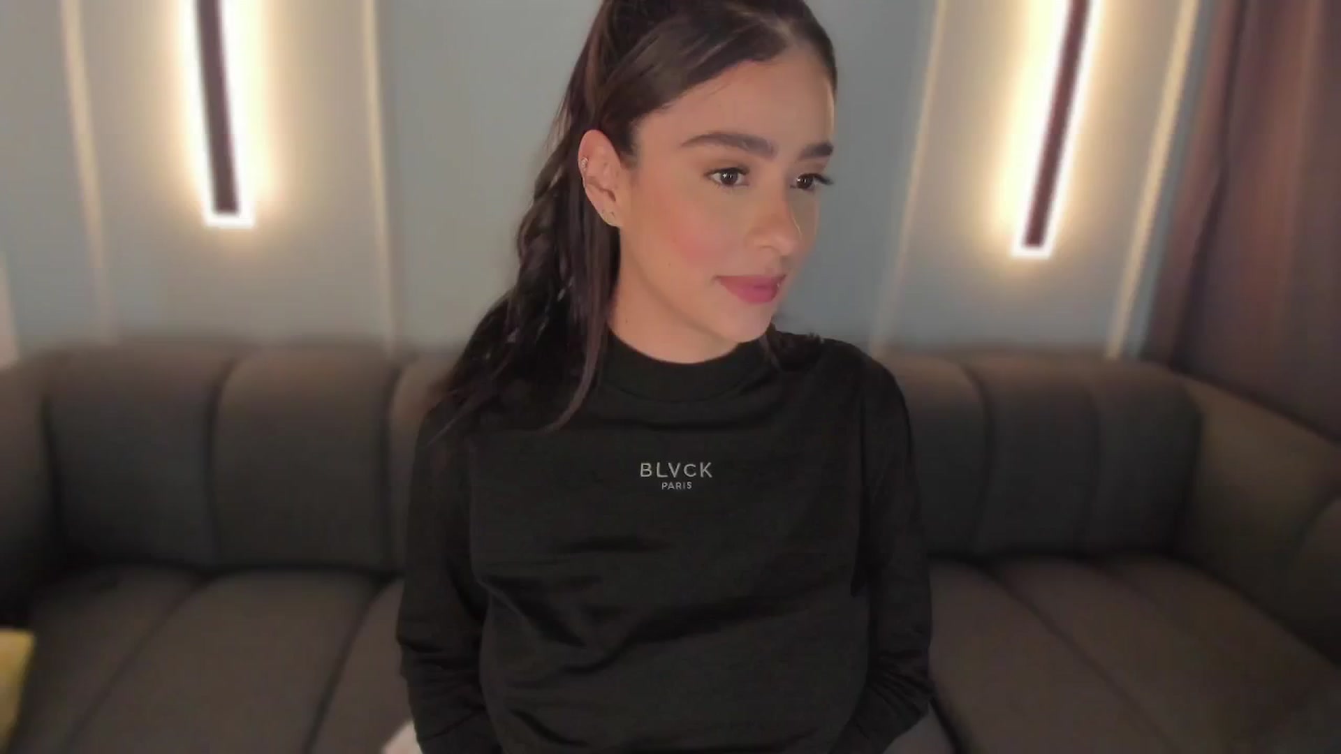 VictoriaMilan video thumbnail