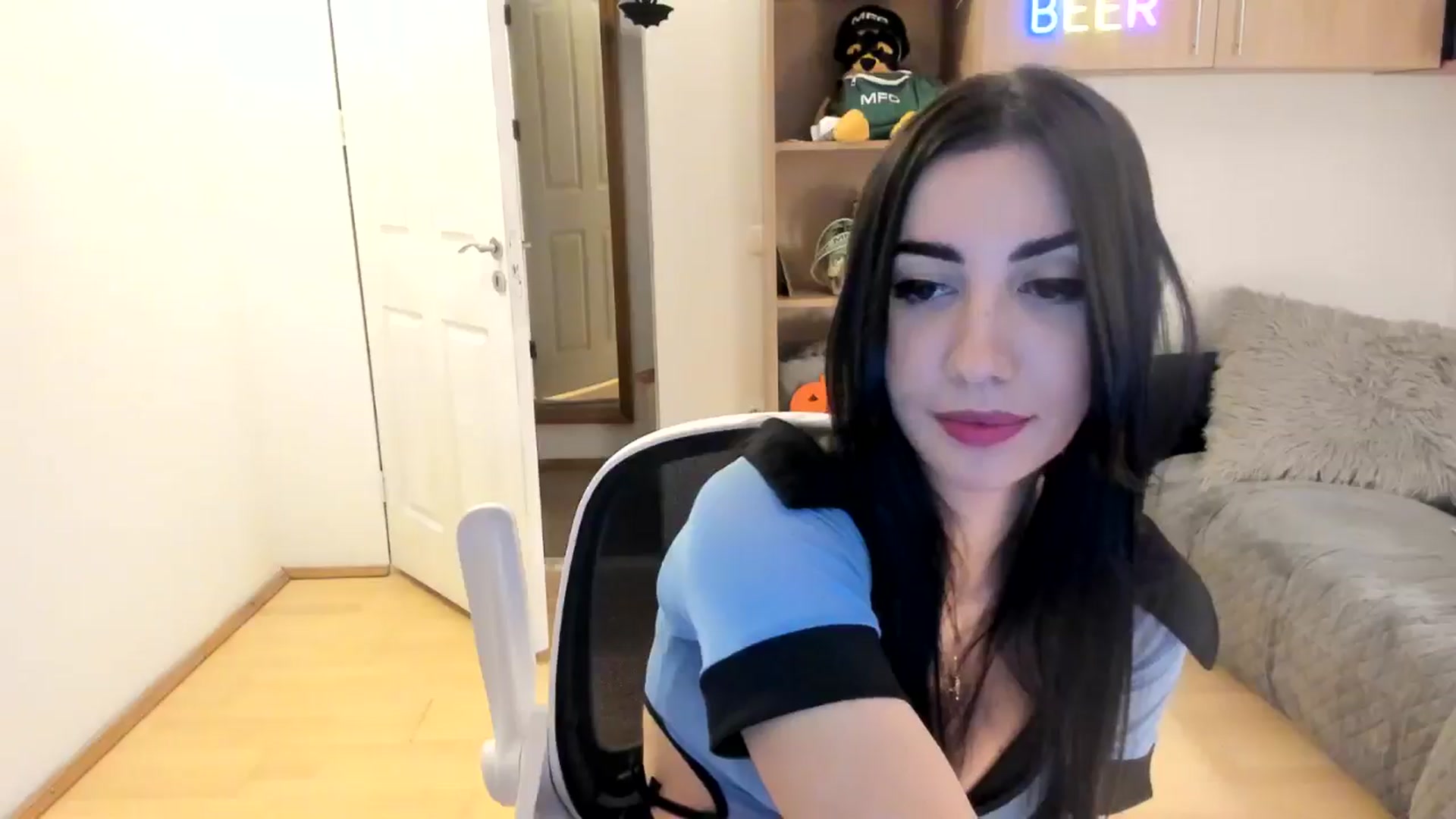 Pr1nc3ss_ video thumbnail