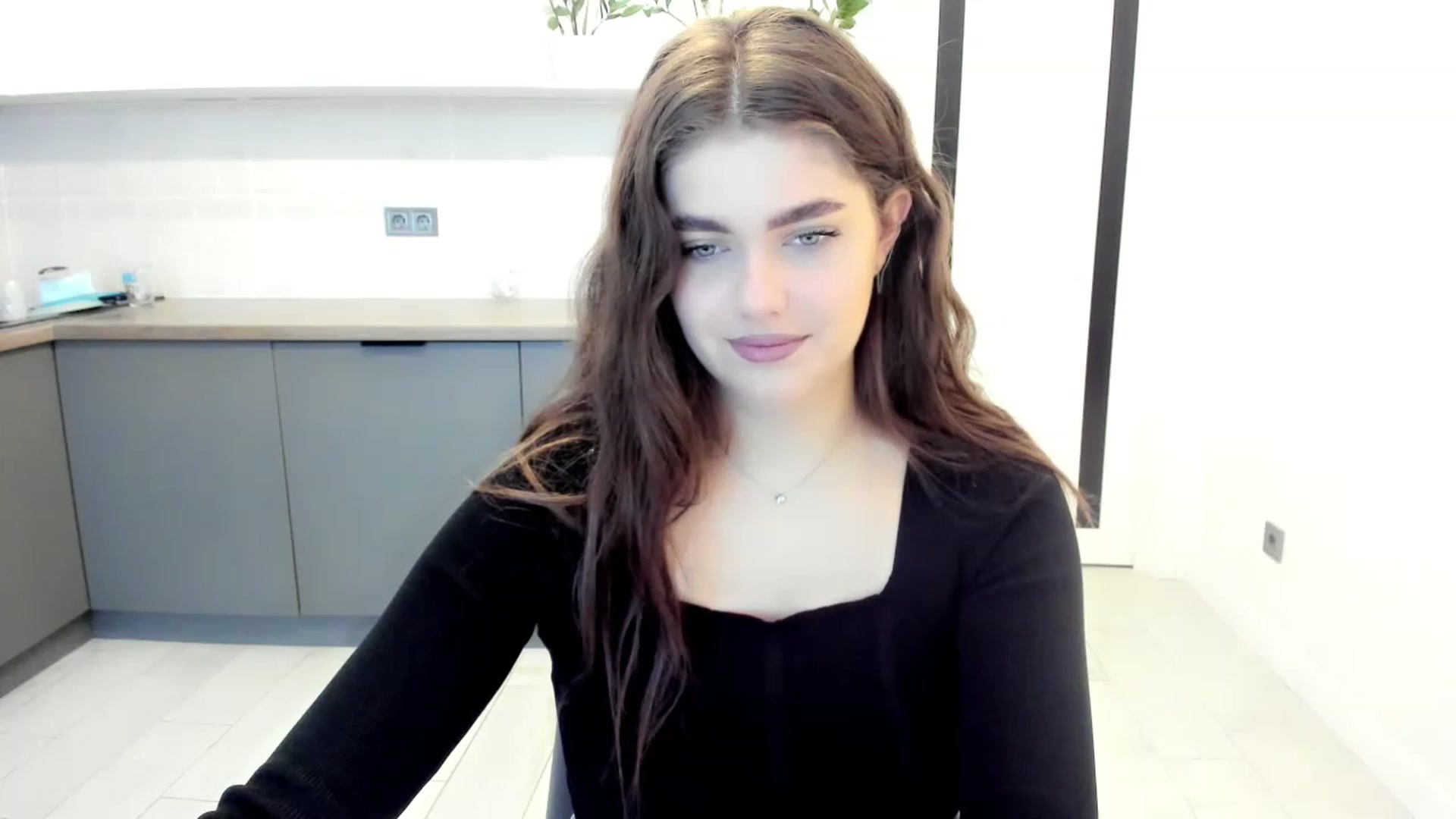 VickiVong video thumbnail