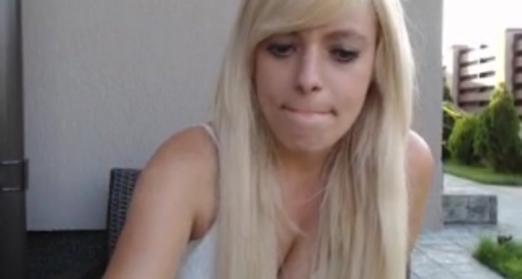 AwesomeBlonde video thumbnail