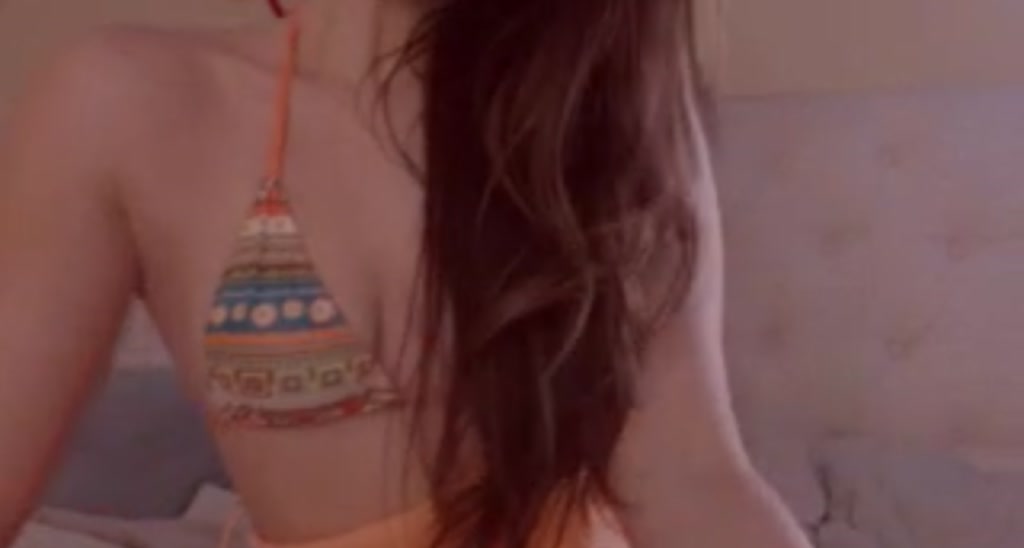 IsabelleDoll video thumbnail