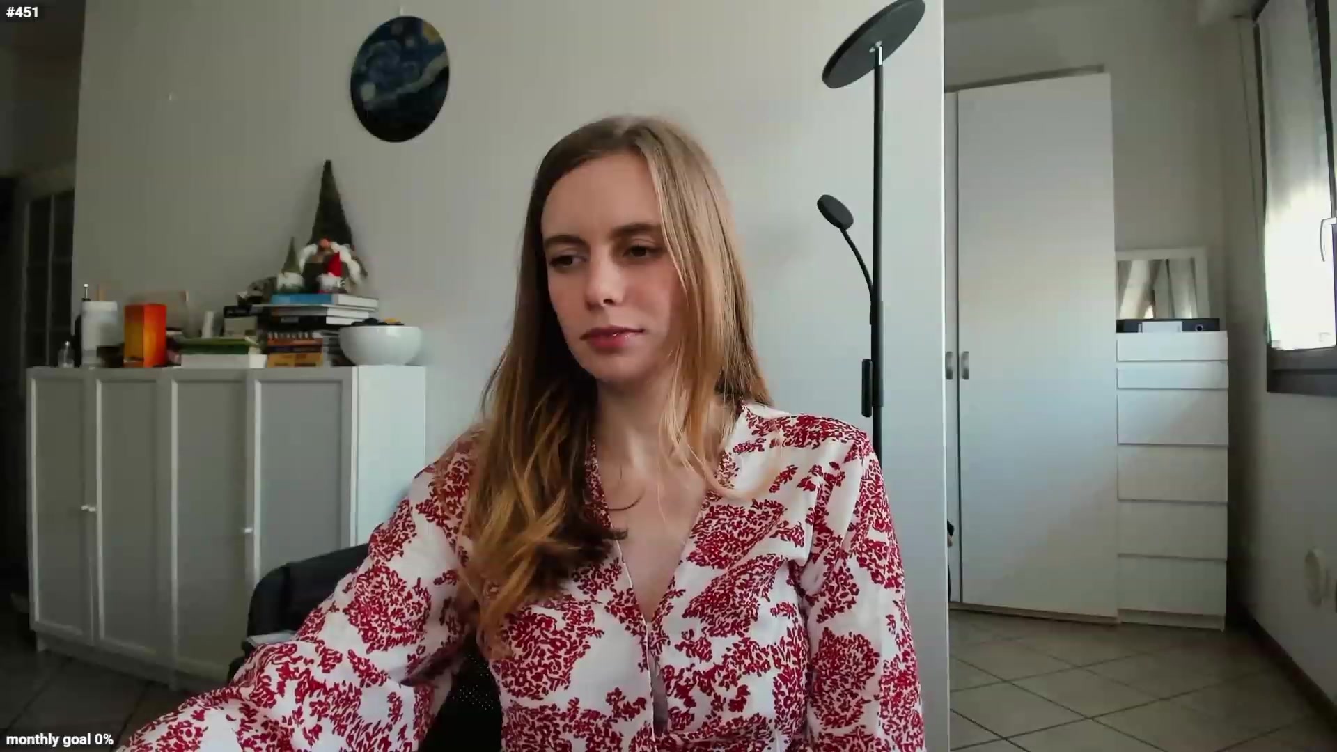 Personage video thumbnail