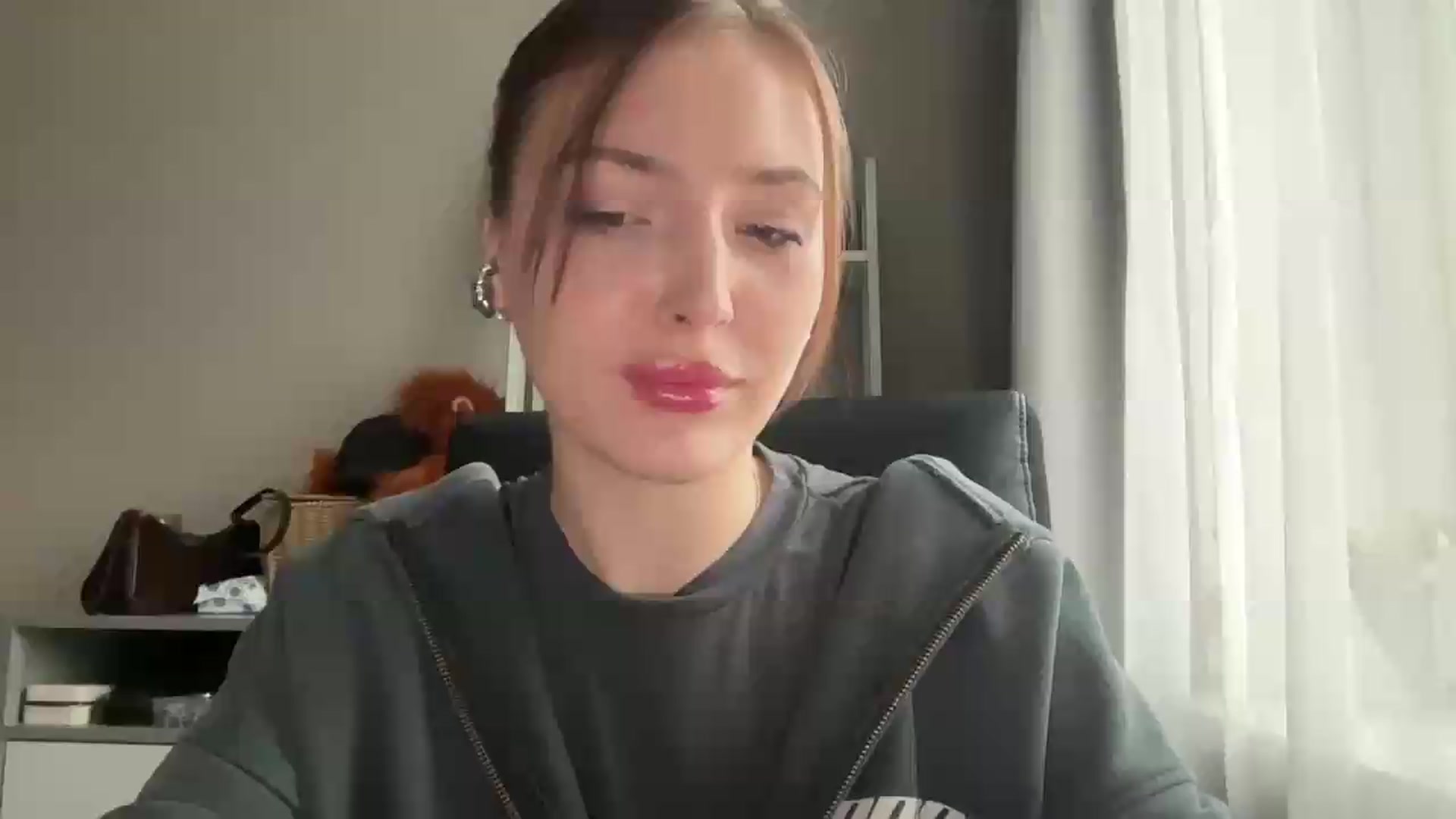 Di_Pearl video thumbnail