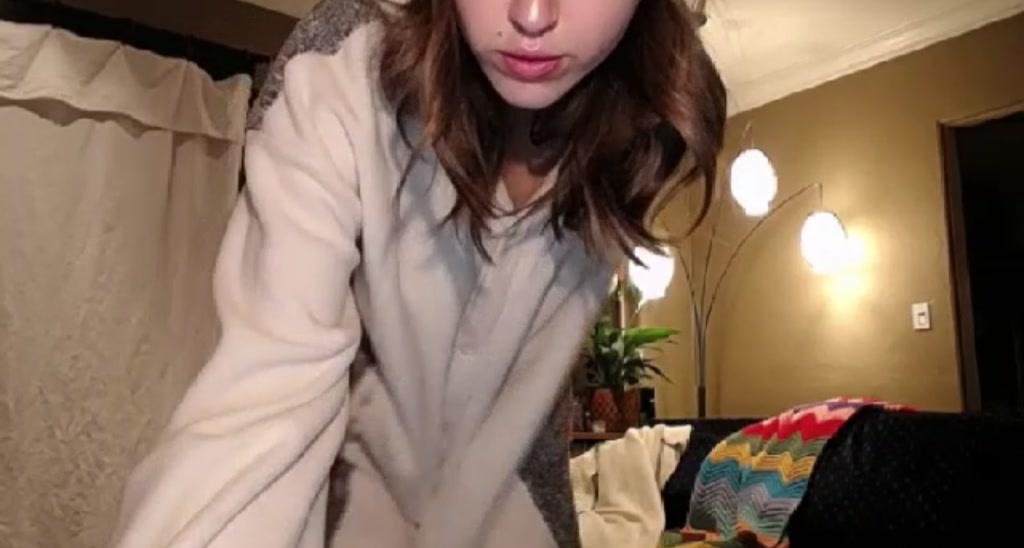 MinaHarvie video thumbnail